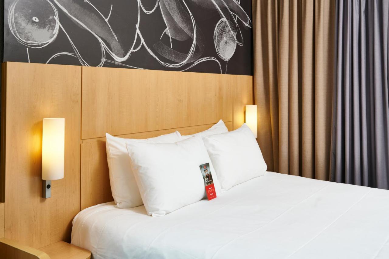 Ibis Annecy Centre Vieille Ville Esterno foto