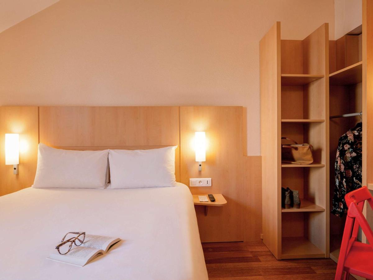 Ibis Annecy Centre Vieille Ville Esterno foto
